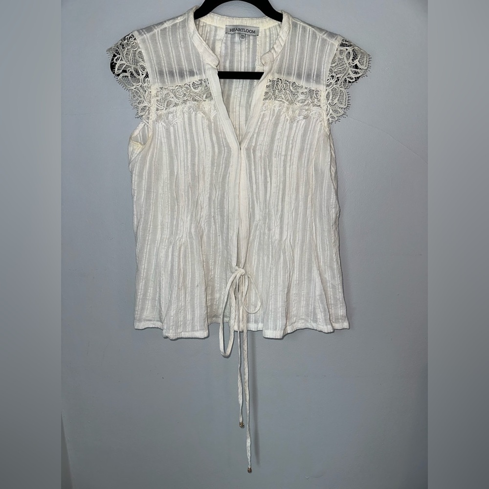 Heartloom White Lace Cap Sleeve Blouse